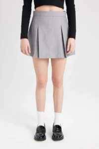 DeFacto High Waist Basic Plain Cotton Side Zipper Mini Shorts Skirt - Image 3