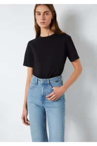 Mavi Black Basic T-Shirt Regular Fit / Normal Cut -900 - Image 4