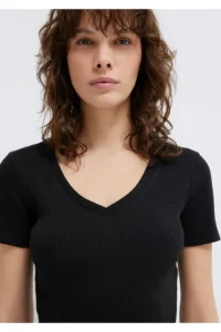 Mavi Black Basic V-Neck T-Shirt Fitted - Image 6