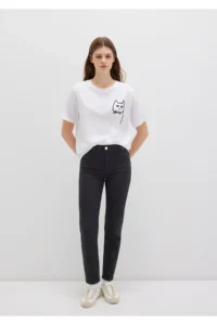 Mavi Cat Printed Istanbul T-Shirt Regular Fit / Normal Cut - Image 3