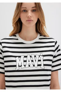Mavi Logo Printed Black Striped T-Shirt Regular Fit / Normal Cut -84041 - Image 5
