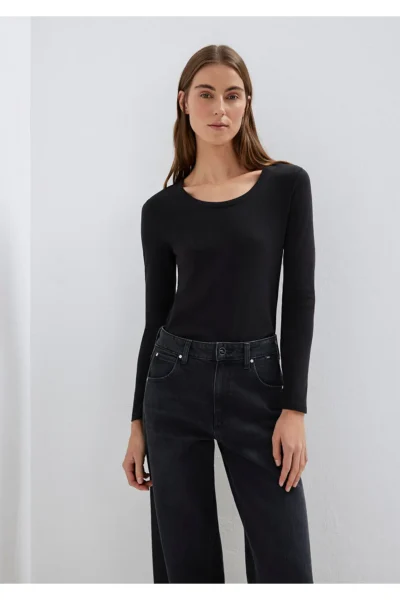 1613323-BLACK_1