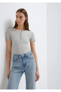 Mavi Semi-Buttoned Gray Basic T-Shirt Fitted -83096 - Image 3