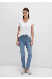 Mavi V Neck White Basic Viscose T-Shirt Regular Fit / Normal Cut - Image 3