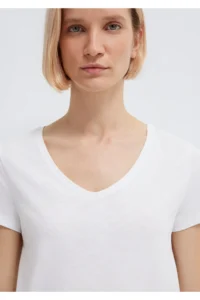 Mavi V-Neck Flared White Basic T-Shirt Slim Fit / Slim Fit - Image 6