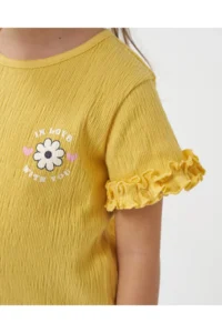 Minipodyum Girl's Ruffle Detailed T-shirt and Shorts Knitted Muslin Summer Double Set - Image 4