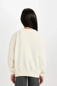DeFacto Girl's Oversize Wide Fit Crew Neck Printed Sweatshirt - Image 6