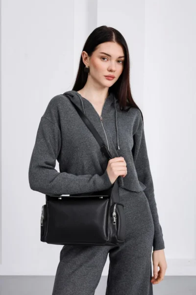 Shule Bags Barenia Retro Crossbody Bag Black