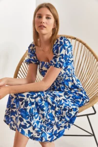 Bianco Lucci Women Square Yaka Gipelli Multi Patterned flared Dress - Image 6