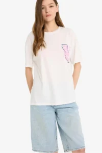 DeFacto Cool Oversize Wide Fit Crew Neck Back Printed Short Sleeve T-Shirt - Image 4