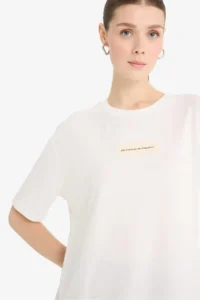 DeFacto 100% Cotton Relax Fit Crew Neck Applique Printed Combed Cotton T-Shirt - Image 4