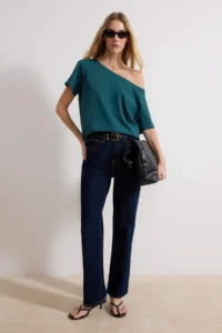 TRENDYOLMİLLA Emerald Green 100% Cotton Oversized/Wide Pattern Boat Neck Knitting T-Shirt - Image 2