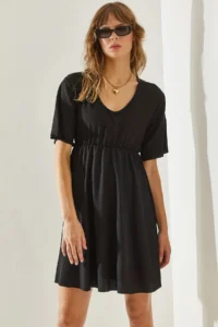 Bianco Lucci Women's Elastic Waist Wrapped V-Neck Dress