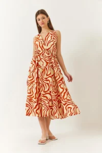 Bianco Lucci Women's Double Breasted Collar Waist Elastic Back Rope Tie Patterned Dress - Image 4