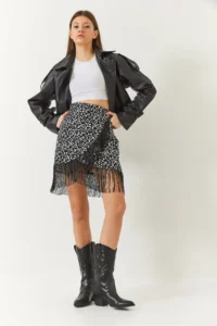 Bianco Lucci Women's Wrap Detailed Patterned Tassel Skirt - Image 2
