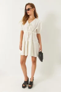Bianco Lucci Women's V-Neck Front Lace Tamara Mini Dress - Image 4
