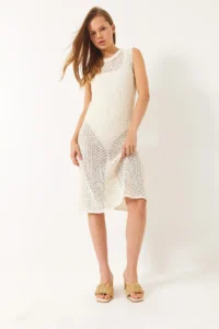 Bianco Lucci Women's Crew Neck Slit Detailed Openwork Beach Dress - Image 4