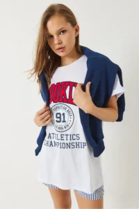 Bianco Lucci Women's Brooklyn Printed Oversize Combed Cotton Basic T-shirt - Image 2