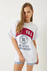 Bianco Lucci Women's Brooklyn Printed Oversize Combed Cotton Basic T-shirt - Image 5