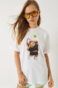 Bianco Lucci Women's Tennis Player Teddy Printed Oversize T-shirt 6005