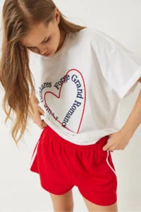 Bianco Lucci Women's Heart Embroidered Oversize T-shirt 6009 - Image 4