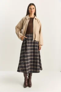 Bianco Lucci Women's Plaid Patterned A-Line Long Skirt with Pocket Detail - Image 2