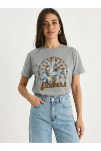 Bianco Lucci Women's Embossed Flower Appliqued Text Printed Basic T-Shirt 7524 - Image 4