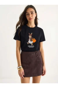 Bianco Lucci Women's Rabbit Embroidered Crew Neck Basic T-Shirt 7532 - Image 3