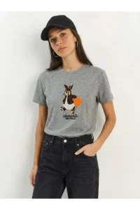 Bianco Lucci Women's Rabbit Embroidered Crew Neck Basic T-Shirt 7532 - Image 2