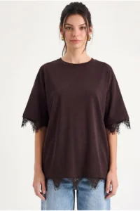 Bianco Lucci Women's Lace Detailed Crew Neck Oversize T-Shirt 1046 - Image 2