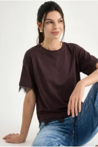 Bianco Lucci Women's Lace Detailed Crew Neck Oversize T-Shirt 1046 - Image 3