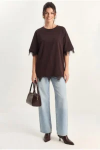 Bianco Lucci Women's Lace Detailed Crew Neck Oversize T-Shirt 1046 - Image 4