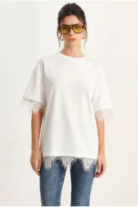 Bianco Lucci Women's Lace Detailed Crew Neck Oversize T-Shirt 1046 - Image 2