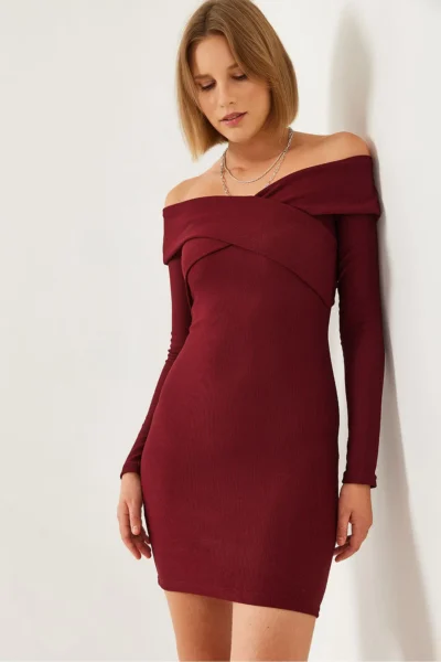 60351232-BURGUNDY_1