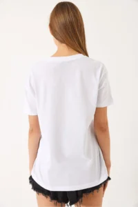 Bianco Lucci Women's Embroidered T-Shirt with Embossed Strawberry Accessories - Image 7