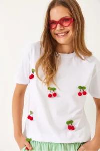 Bianco Lucci Women Short Sleeve Kiraz with accessories T-Shirt - Image 3