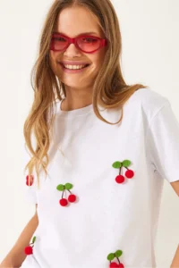Bianco Lucci Women Short Sleeve Kiraz with accessories T-Shirt - Image 4