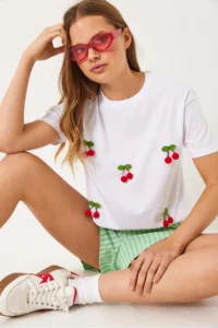 Bianco Lucci Women Short Sleeve Kiraz with accessories T-Shirt - Image 5
