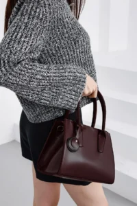 Shule Bags Pina Multi-Eyed Hand and Crossbody Bag Burgundy - Image 2
