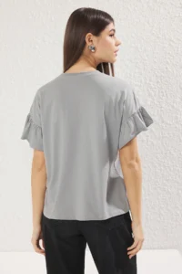 TRENDYOLMİLLA Gray 100% Cotton Ruffle Detailed Basic Crew Neck Knitting T-Shirt - Image 9