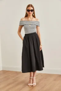 Olalook Women's Black Pocketed Elastic Waist Midi Woven Bell Skirt - Image 2