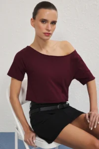 TRENDYOLMİLLA Anthracite-Burgundy 2 Sets Package 100% Cotton Asymmetric Boat Neck Crop Knitting T-Shirt - Image 5