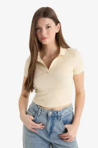DeFacto Fitted Polo Neck Basic Plain Ribbed Camisole Short Sleeve T-Shirt - Image 4