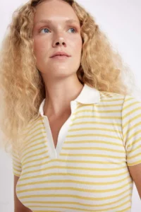 DeFacto Fitted Polo Neck Ribbed Camisole Short Sleeve T-Shirt - Image 3