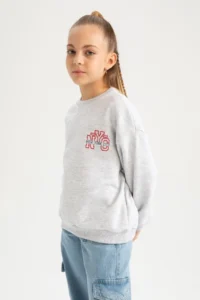DeFacto Girl's Disney Mickey & Minnie Oversize Wide Fit Crew Neck Sweatshirt A5603a823au - Image 5