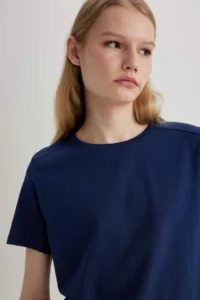 DeFacto Regular Fit Crew Neck Premium Short Sleeve T-Shirt - Image 4