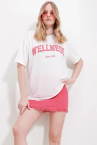 Trend Alaçatı Stili Women's Pink Crew Neck Printed Oversize Cotton T-Shirt - Image 3