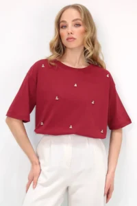 Trend Alaçatı Stili Women's Burgundy Crew Neck Oversize Pearl and Stone Embroidered T-Shirt Alc-X11964 - Image 3