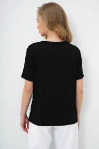 Trend Alaçatı Stili Women's Black Crew Neck Ring Detailed Short Sleeve Basic T-Shirt - Image 6
