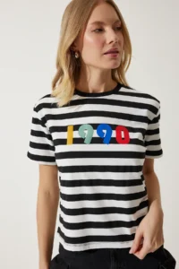 Happiness İstanbul Women's Black and White Printed Striped Knitted T-Shirt - Image 4